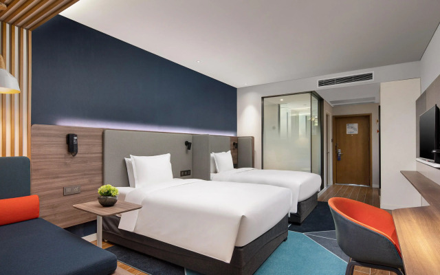 Отель Holiday Inn Express Chongli