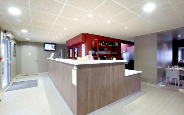 Hotel Campanile Nantes Ouest - Saint Herblain