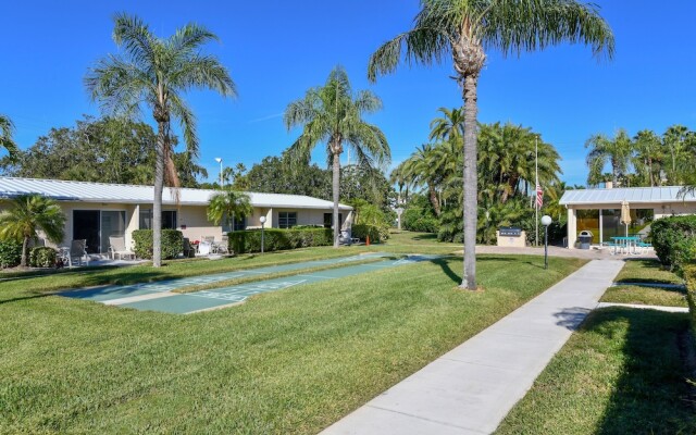 Jamaica Royale - 012 - 2 Br Condo