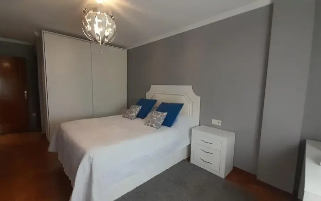 Apartment-sleeps6-parking-terrace