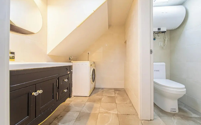 Shanghai Hills & Freshly Home Loft Retreat near NECC