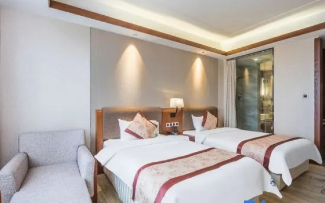 Shanshui Quan Grand Hotel (Changbai Mountain High-speed Railway Station Erdao Baihe Store)