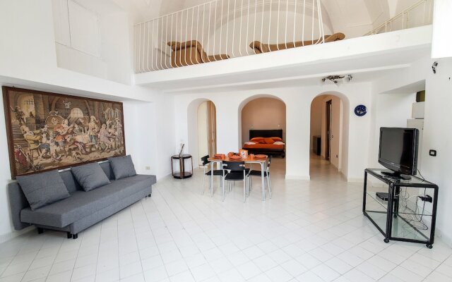 Sunny House