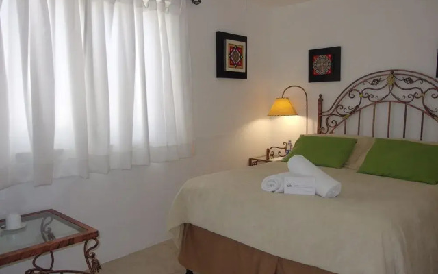 Casa de las Conservas Bed and Breakfast