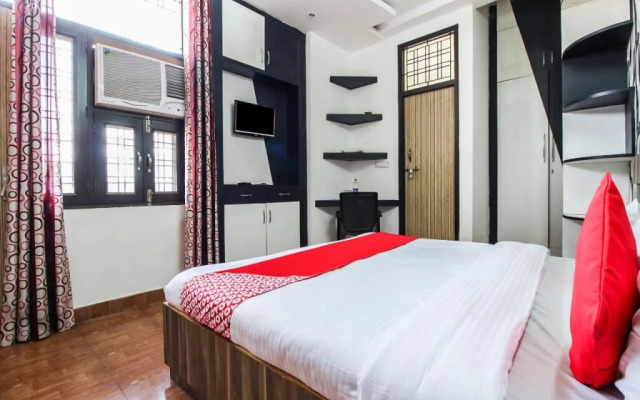 Oyo 24075 Galaxy Guest House