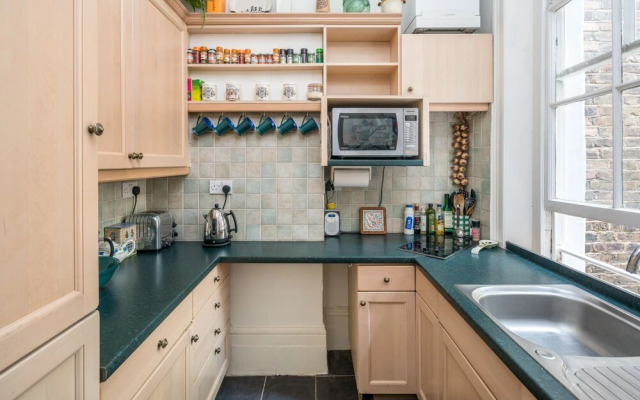 Altido Charming 1-Bed Flat In Pimlico, Near Victoria