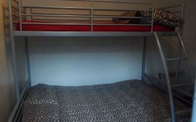 The Hangover Hotel - Hostel