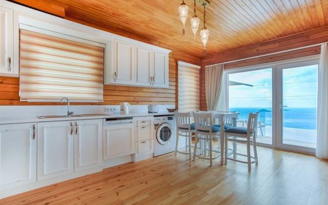 Villa Fulya by Akdenizvillam