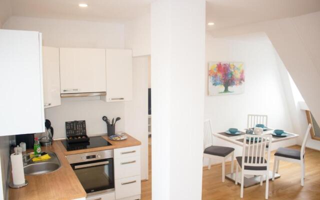 Sunny & cozy Penthouse with Terrace DG3 QS12