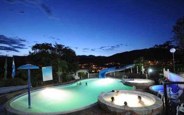 Hotel Villeta Resort