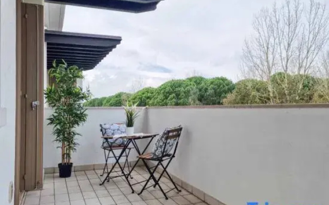 Homely Apartment With Swimming Pool in a Village