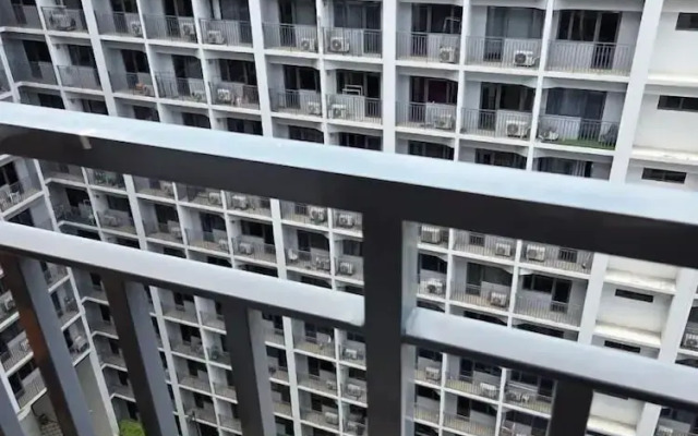 Shore 2 Tower 2 Unit 1569