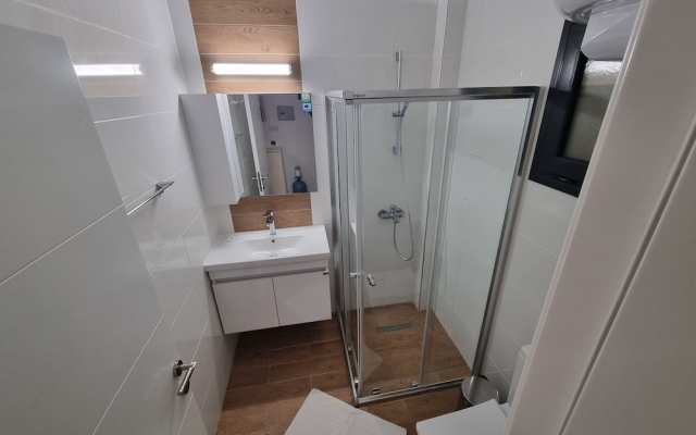 Remus Pool Apartments