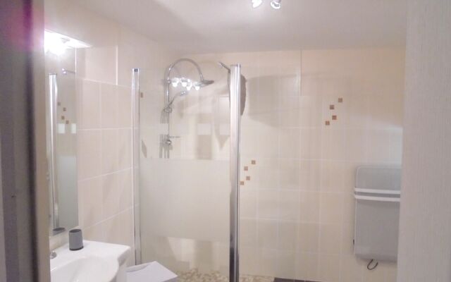 House With 4 Bedrooms in Castelnau-de-mandailles, With Wonderful Mount