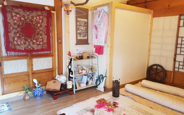 Gongsimga Hanok Guesthouse