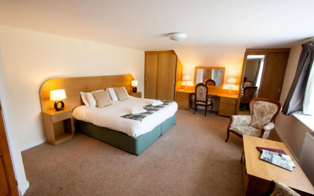 Duke Of Gordon Hotel