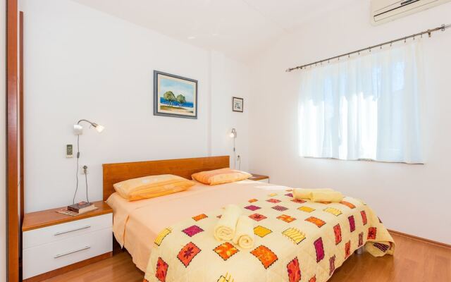 Apartments Ivan