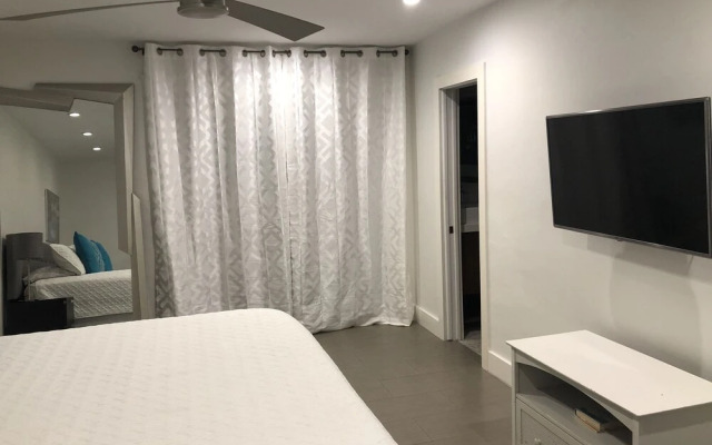 Villa San Souci - Waterfront