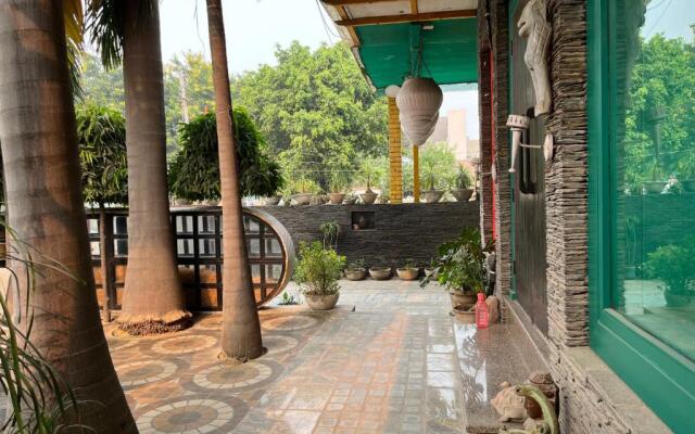 Aakritii Hotels