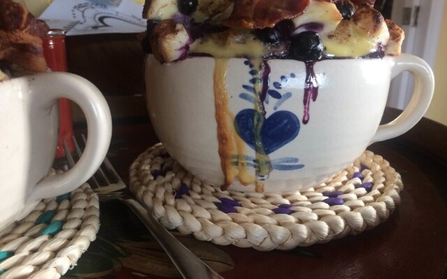 Peabody's 'Hip Little Stay'