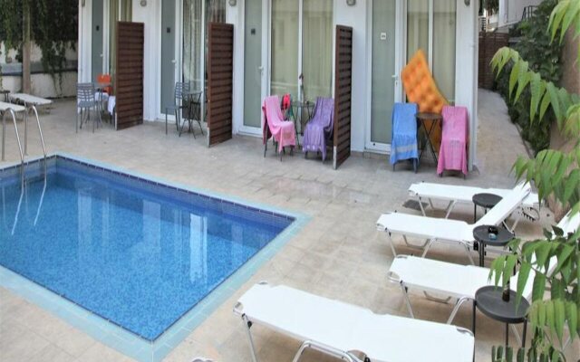 Mimosa Suites