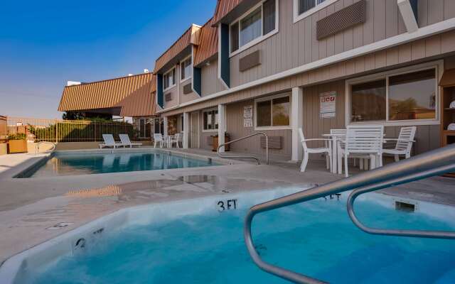 Best Western Hi-desert Inn