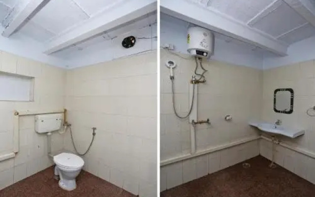 The Palms Resort By OYO Rooms