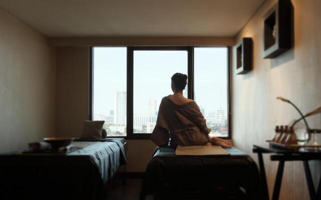 Hotel Santika Pandegiling Surabaya