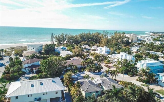 Blue Water View Apartment 6