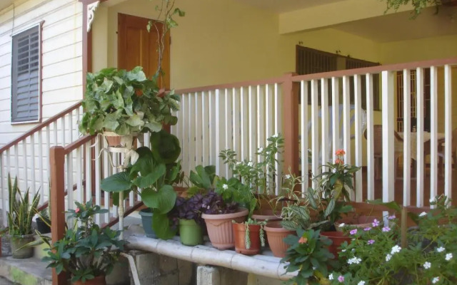 Finjam Cottage
