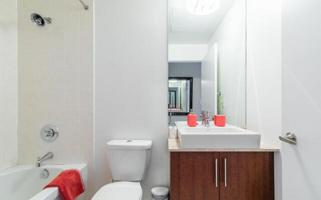 Stylish Downtown 1 Bedroom Apartment