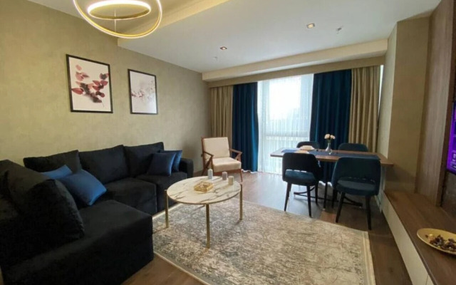 Stylish Suite - Near Mall of Istanbul