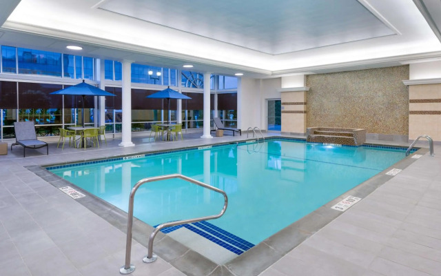 Hampton Inn & Suites Buffalo Downtown
