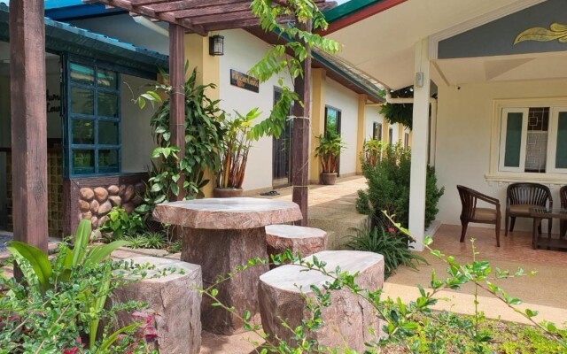 Muchshima House