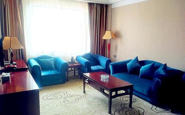 Mingjia Spring Holiday Hotel