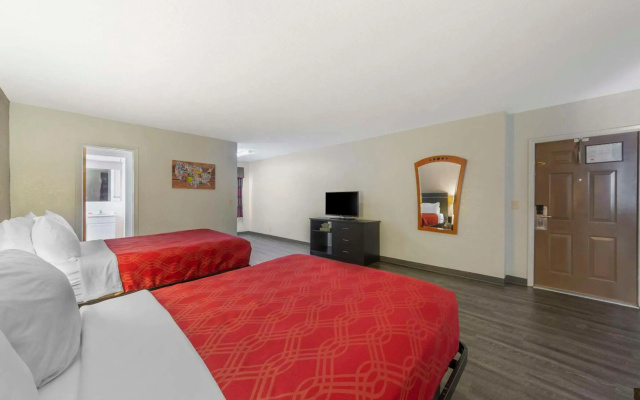 Fort Lauderdale Gardens Inn & Suites