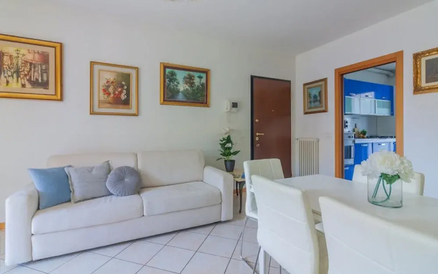 Sunflowers Home in Mandello del Lario