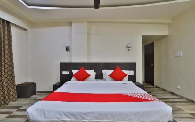 Hotel Rowton by OYO