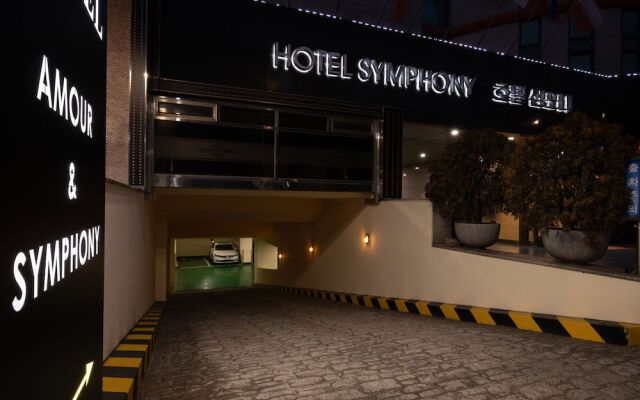 Hotel Symphony