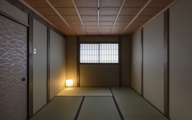 Choya Gosho-Minami