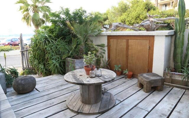 Two Bedrooms Exceptionnal Sea View