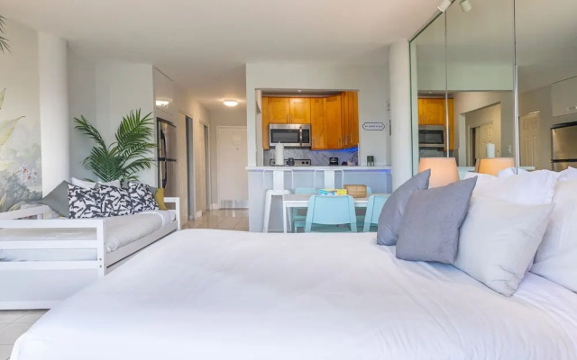 Vista Mar Bay Views Close to Miami Attractions