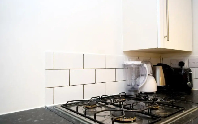 2br Home by Elephant & Castle, 4 Guests