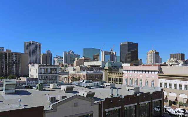 Gaslamp Condos by Barsala