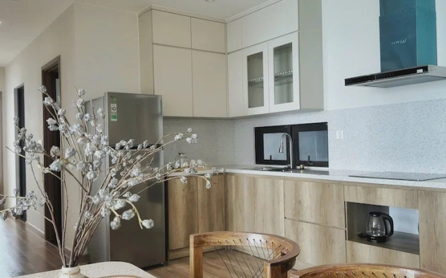 Sakura Homestay - Landmark Ecopark