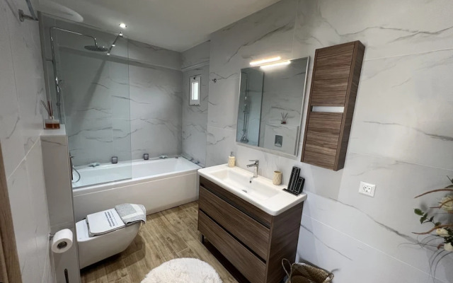 sea view apts & suites by pachiplex