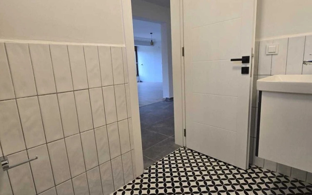 VILLA OLINDA 4 BED with huge garden
