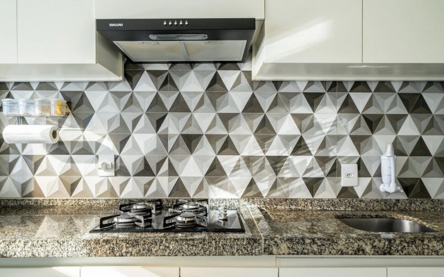 2BR apt 150m Beach Balneario Camboriu Esd143