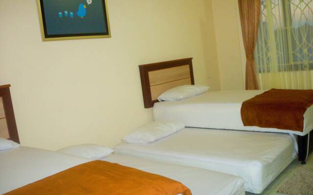 Cabin Hotel Sutomo