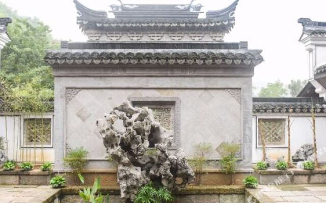 Wangye Anmen Yinjing Mountain Residence (Fuyang Evergreen Store)